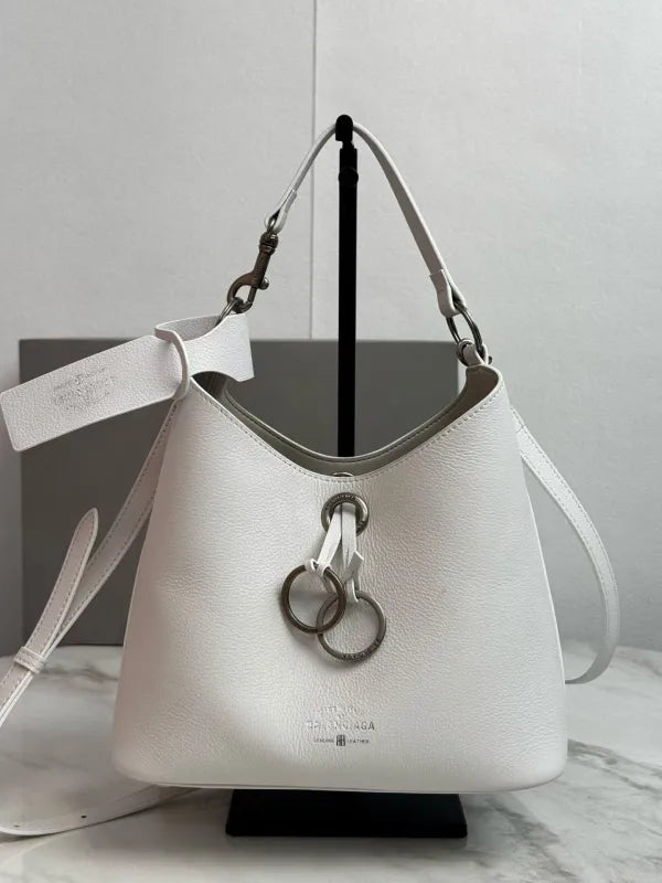 B1P46J144 Popular leather bags