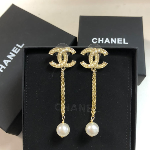 X1Q95C15E Popular Earrings