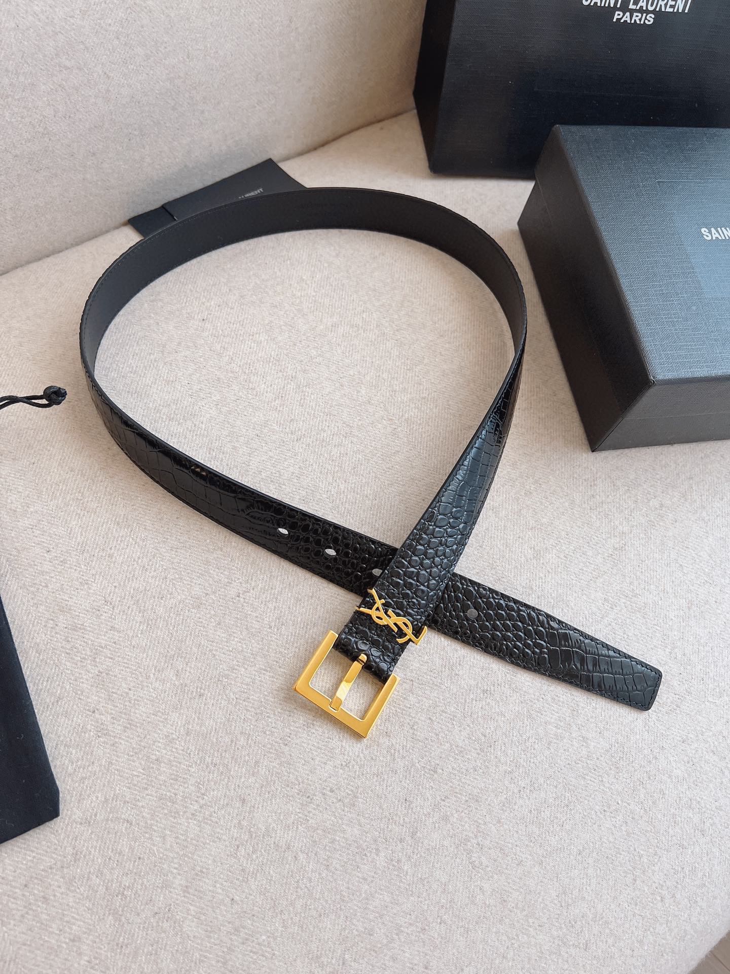 P1R55SL225 Popular  High quality belt With full package