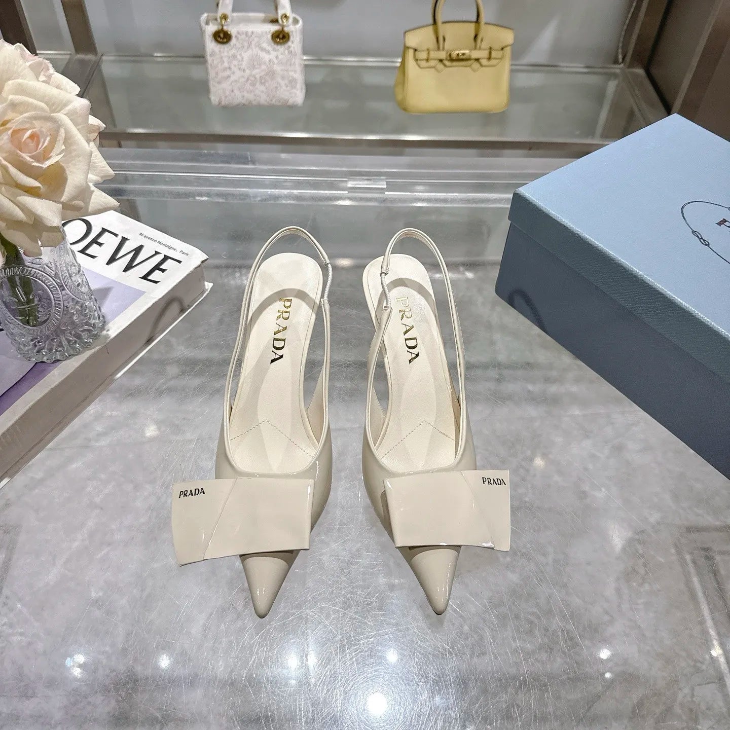 Z2Q55P41 Popular  leather High heels