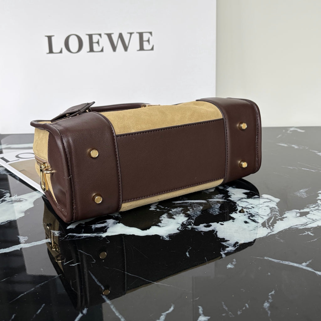 B1R66A12 Popular leather bag