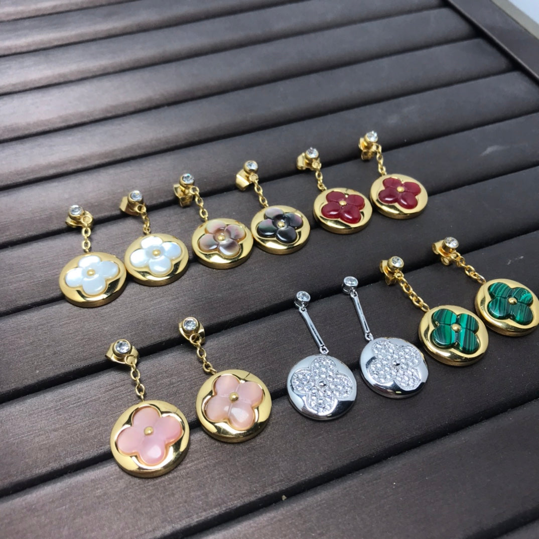 X5N76E62E Popular Earrings