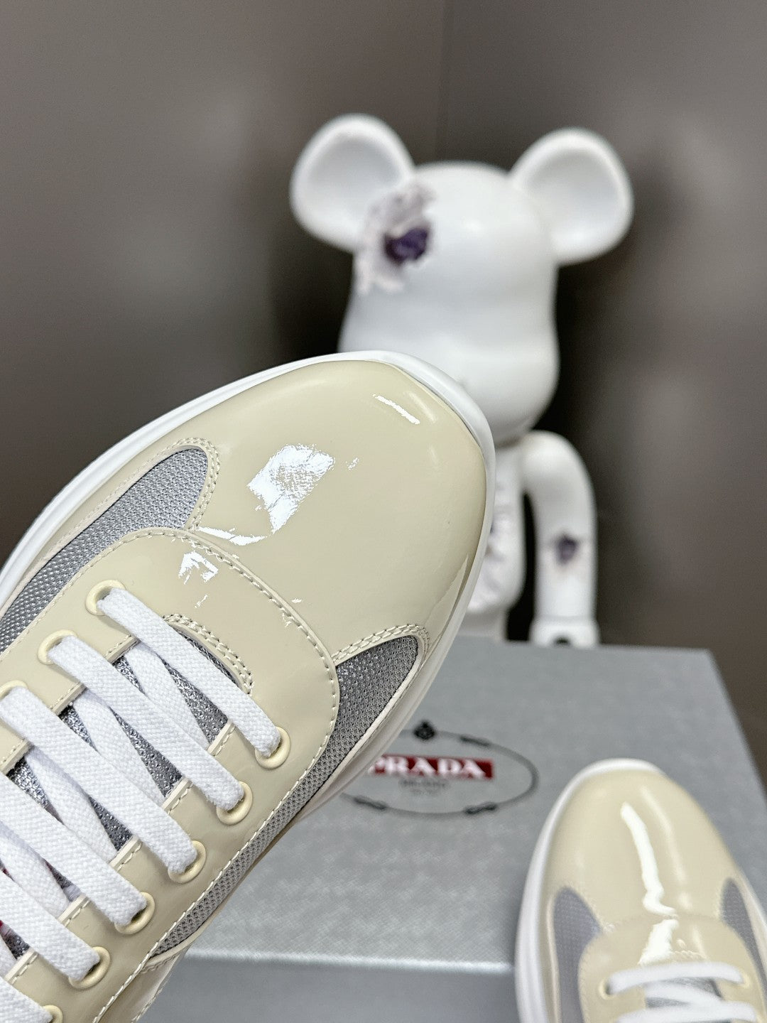 Z2Q105P384 Popular high-quality Shoes