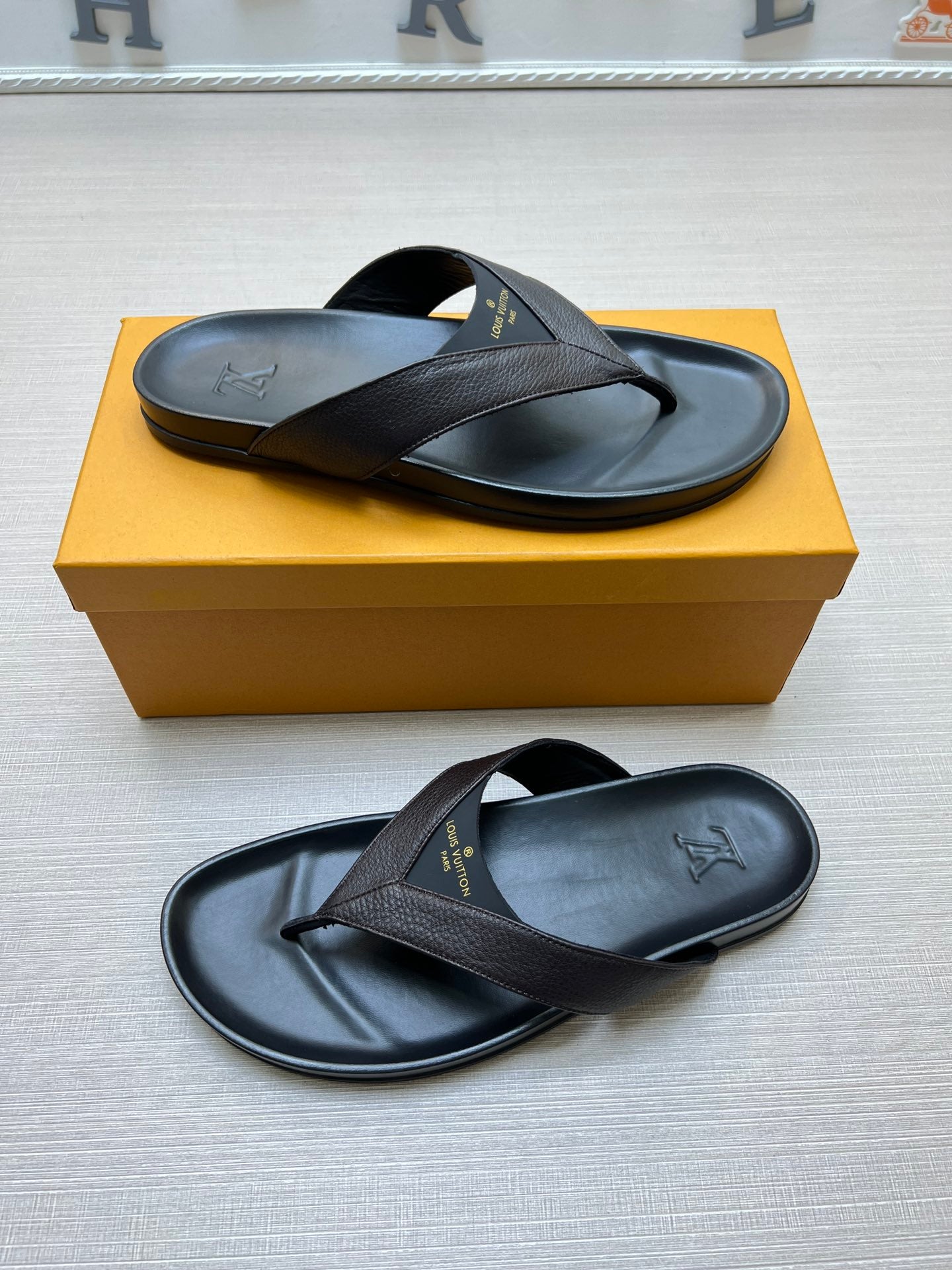 Z5ZE85 Popular slippers