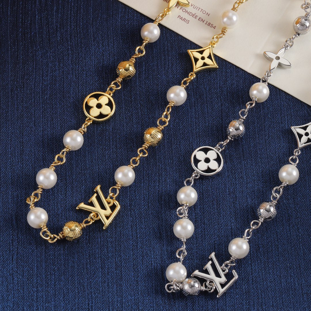 X1R75E3X Popular   Necklaces