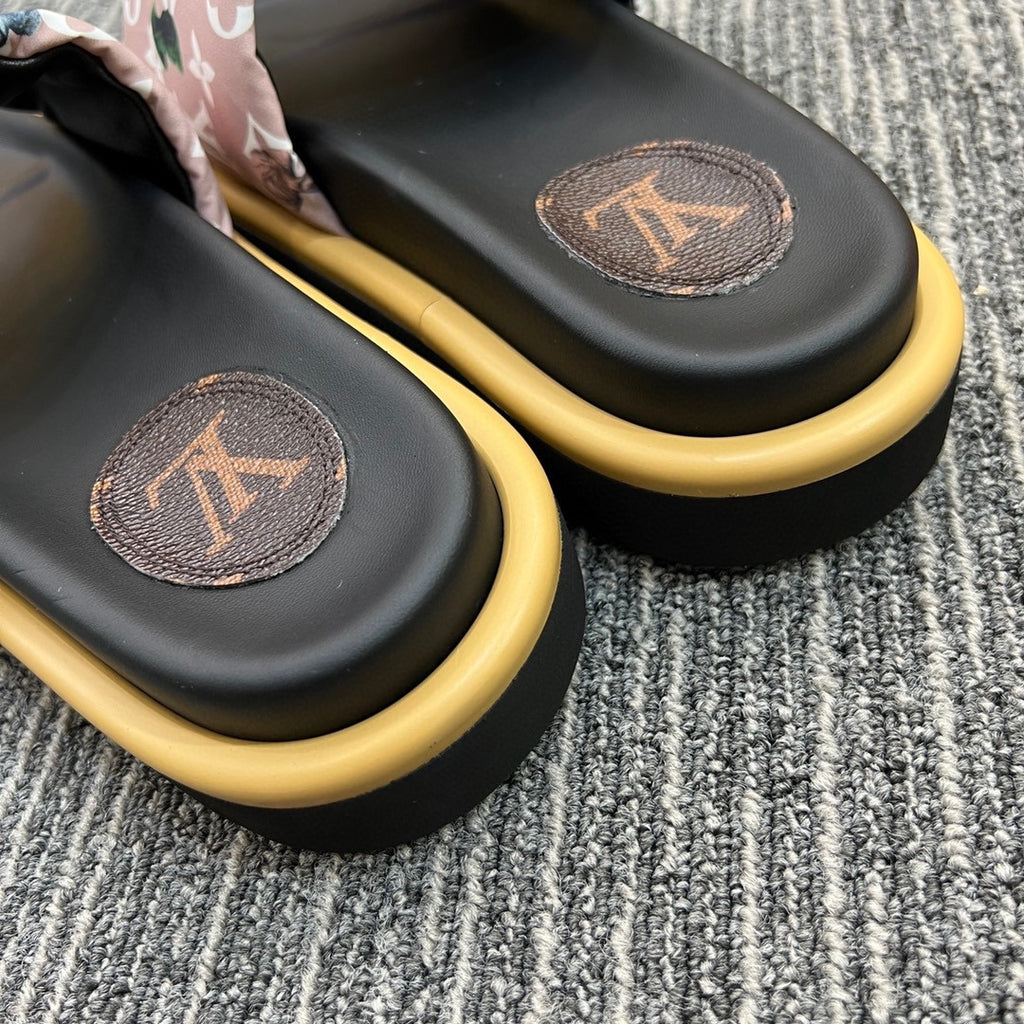 Z5XF120 Popular leather quality Slippers