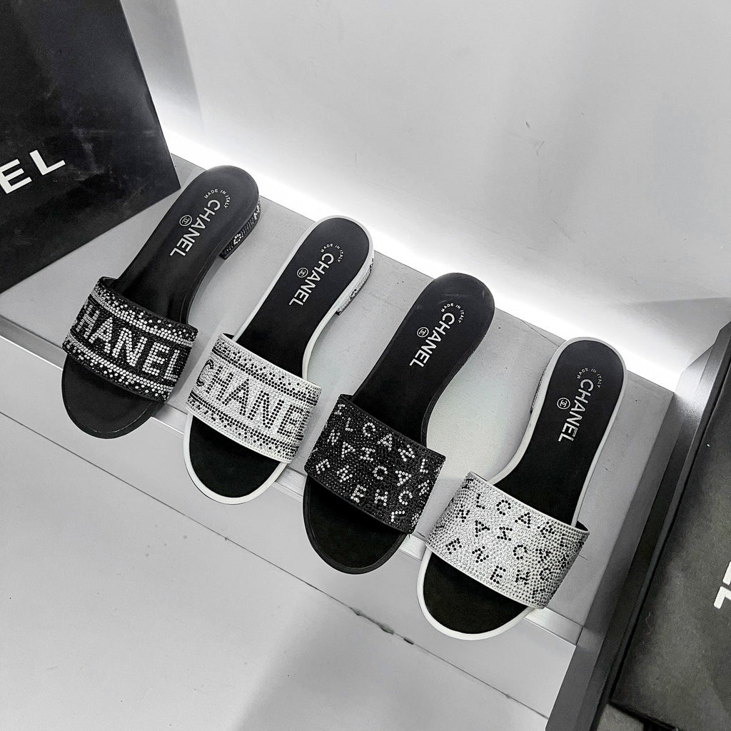 Z1ZC57 Popular sandals