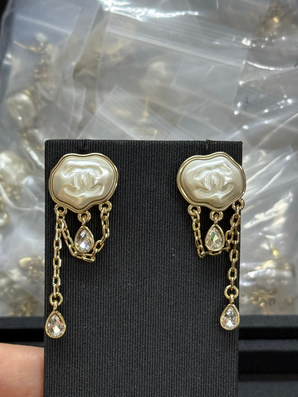 X1Z95C87E Popular Earrings