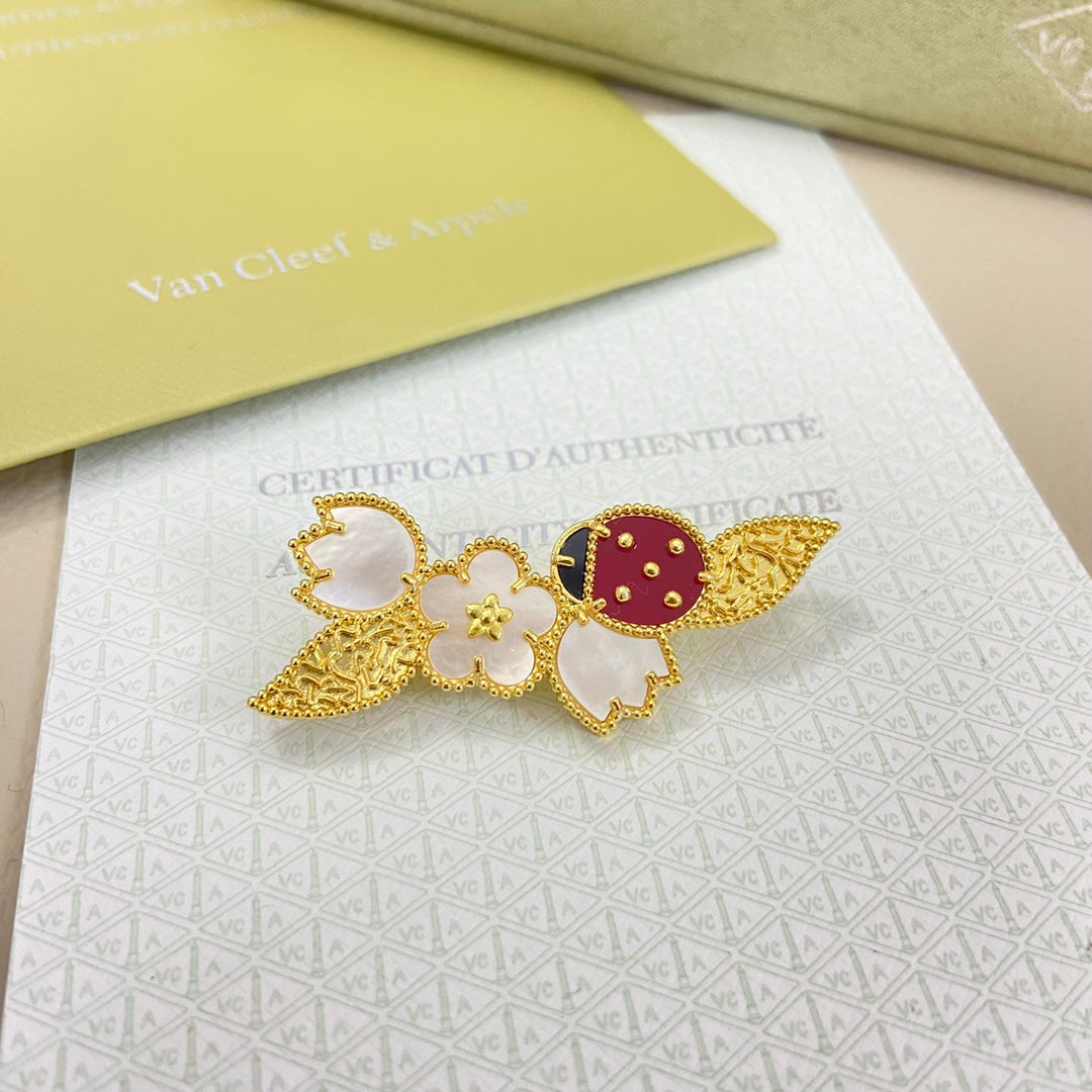X5Z55VA66X Popular Brooch