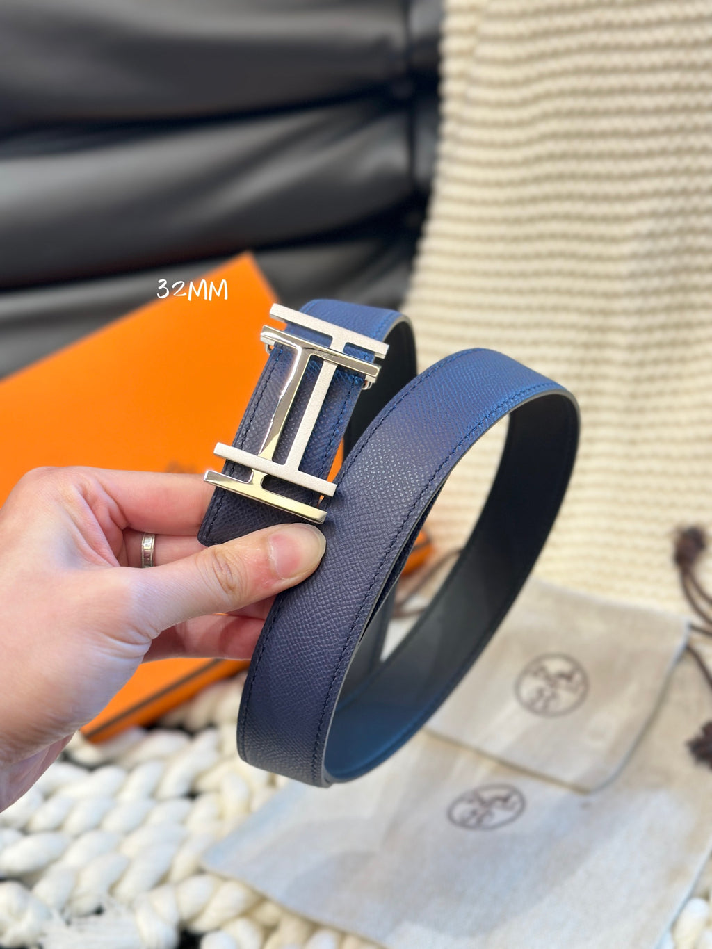 P1W15H191 Popular   High quality belt With full package