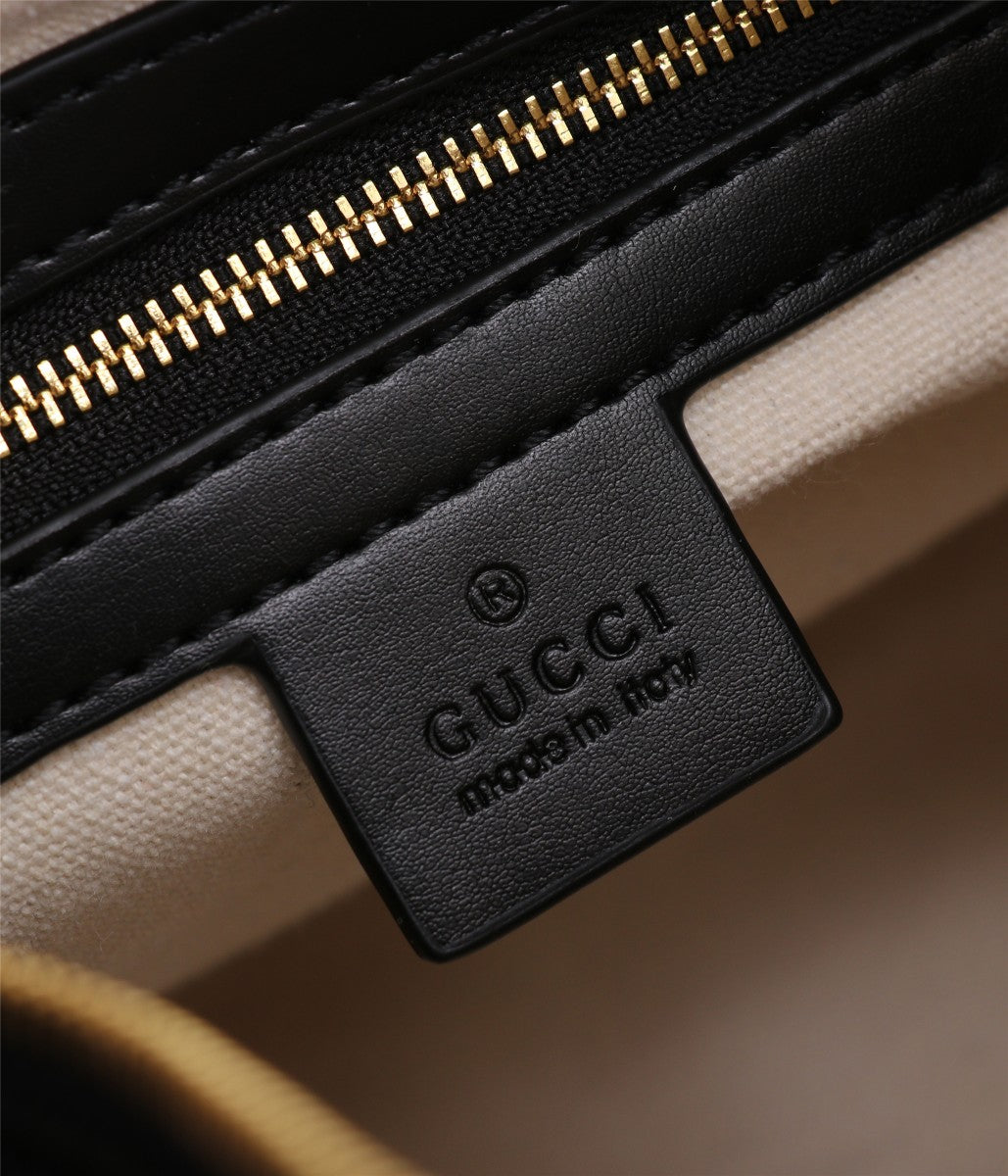 B1N76U18 Popular leather bag