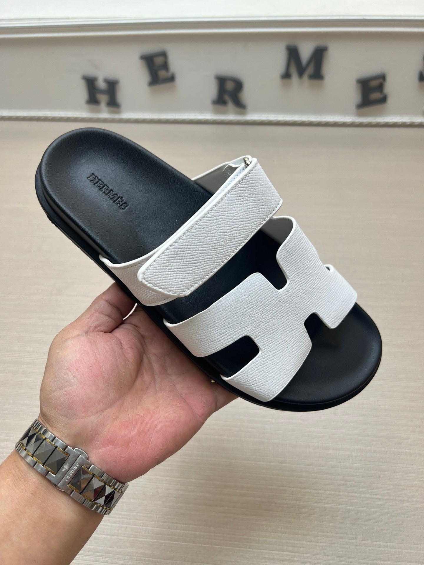 Z5R35H6  Popular Slippers shoes