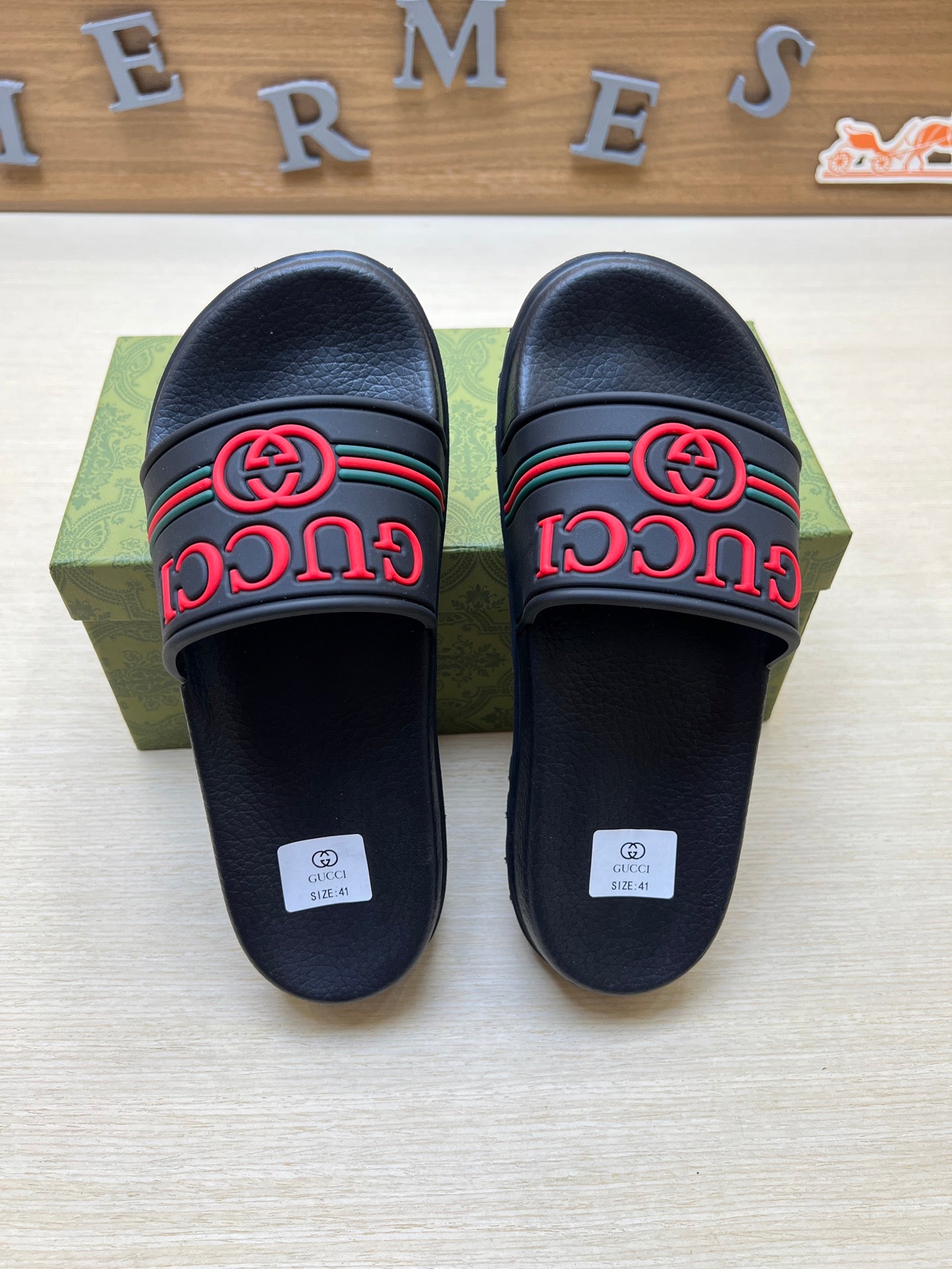 Z5R66B24 Popular  Slippers