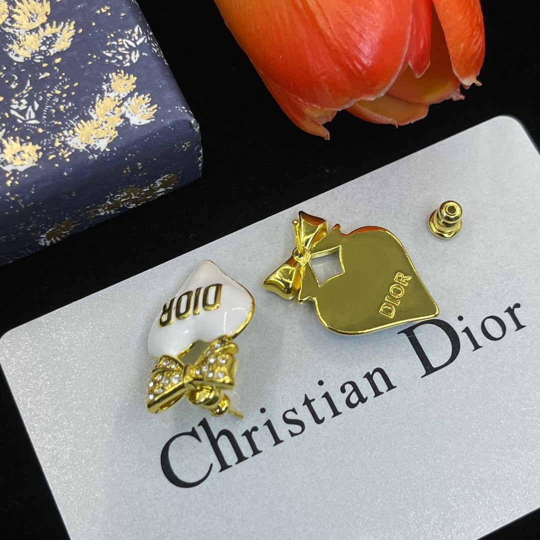 X1Z94D772E Popular  Earrings