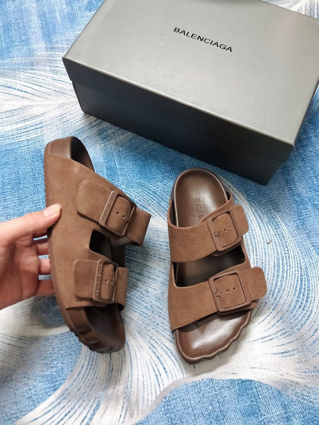 Z1Z54J192 Popular Slippers
