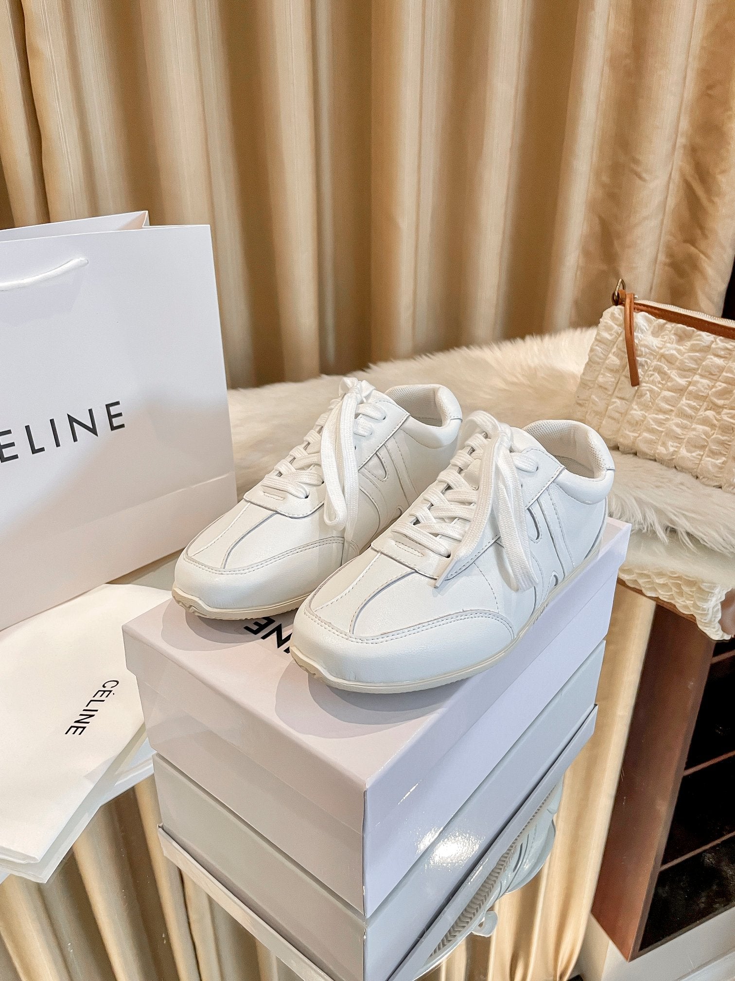 Z1N285N2  Popular sneakers