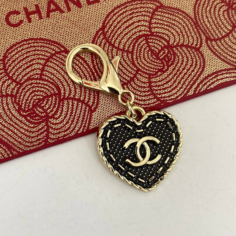 A1Z105C61 Popular bag 's charms accessories