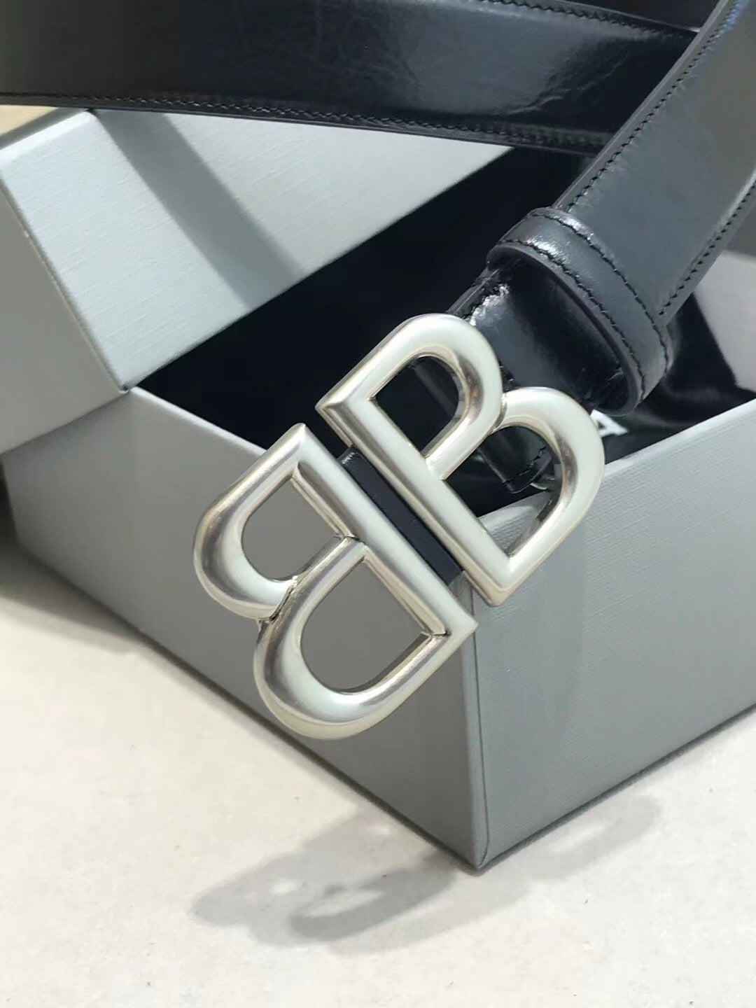 P2R55J5 Popular High quality belt With full package