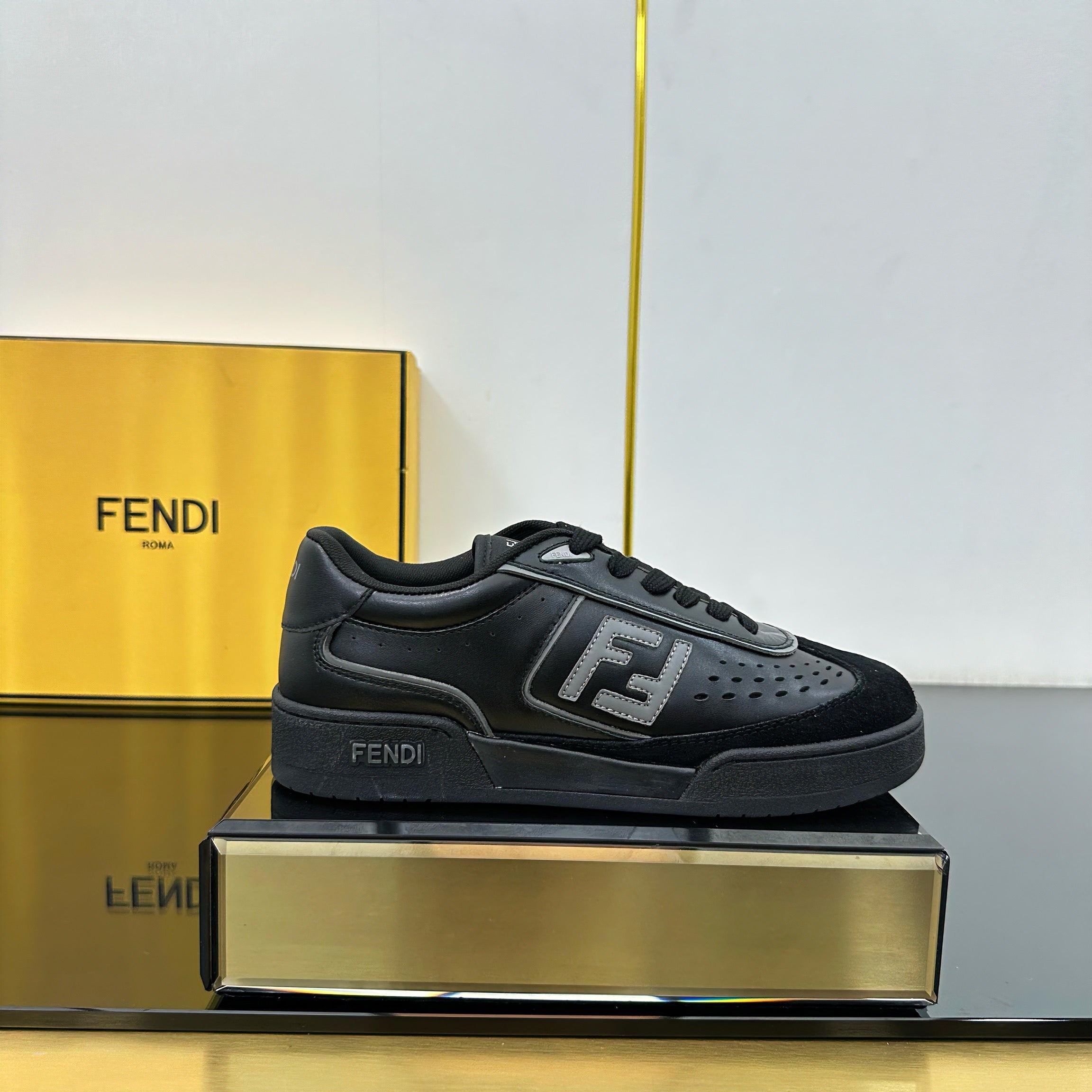 Z2Q105F421 Popular high-quality Shoes