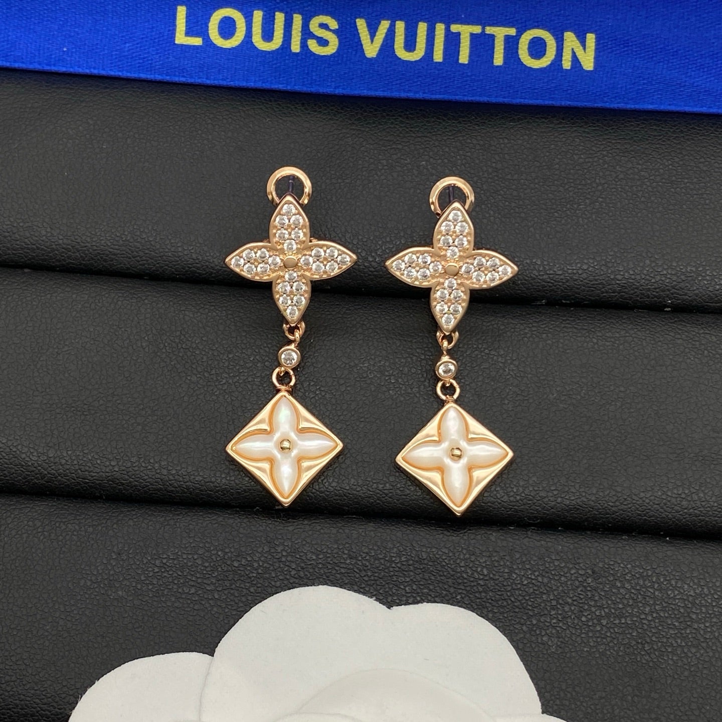 X1Z95E35E Popular Earrings