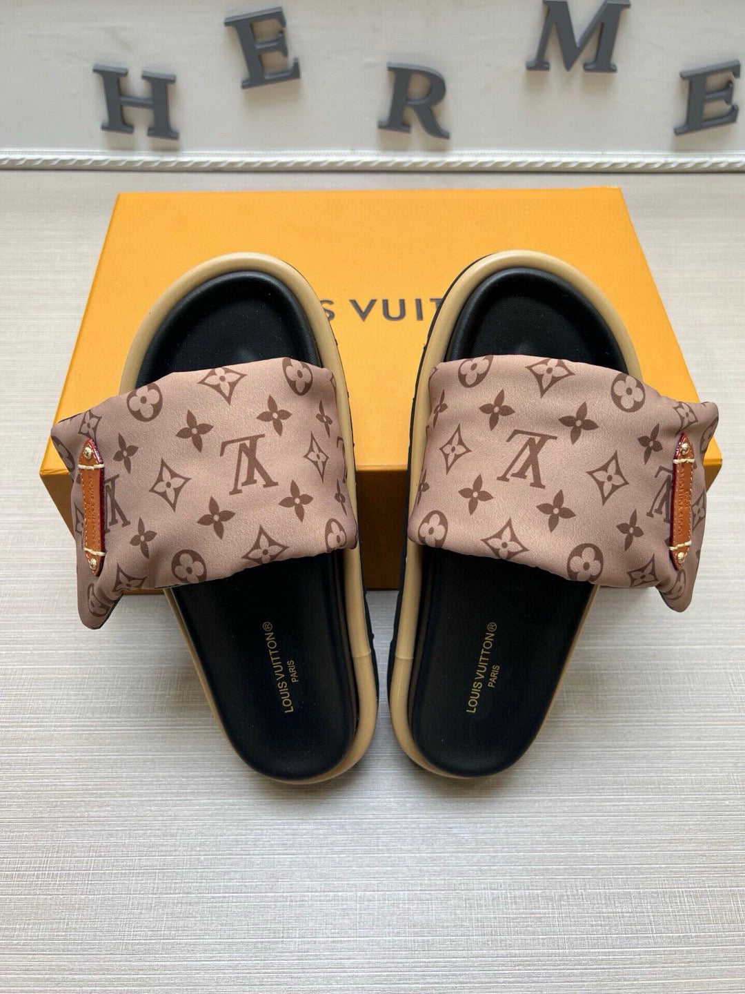 Z5QE9 Popular Slippers