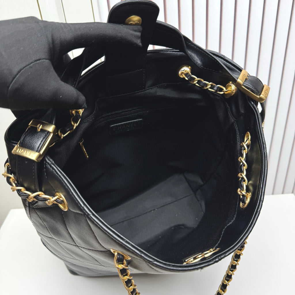 B1P46C20 Popular leather bag