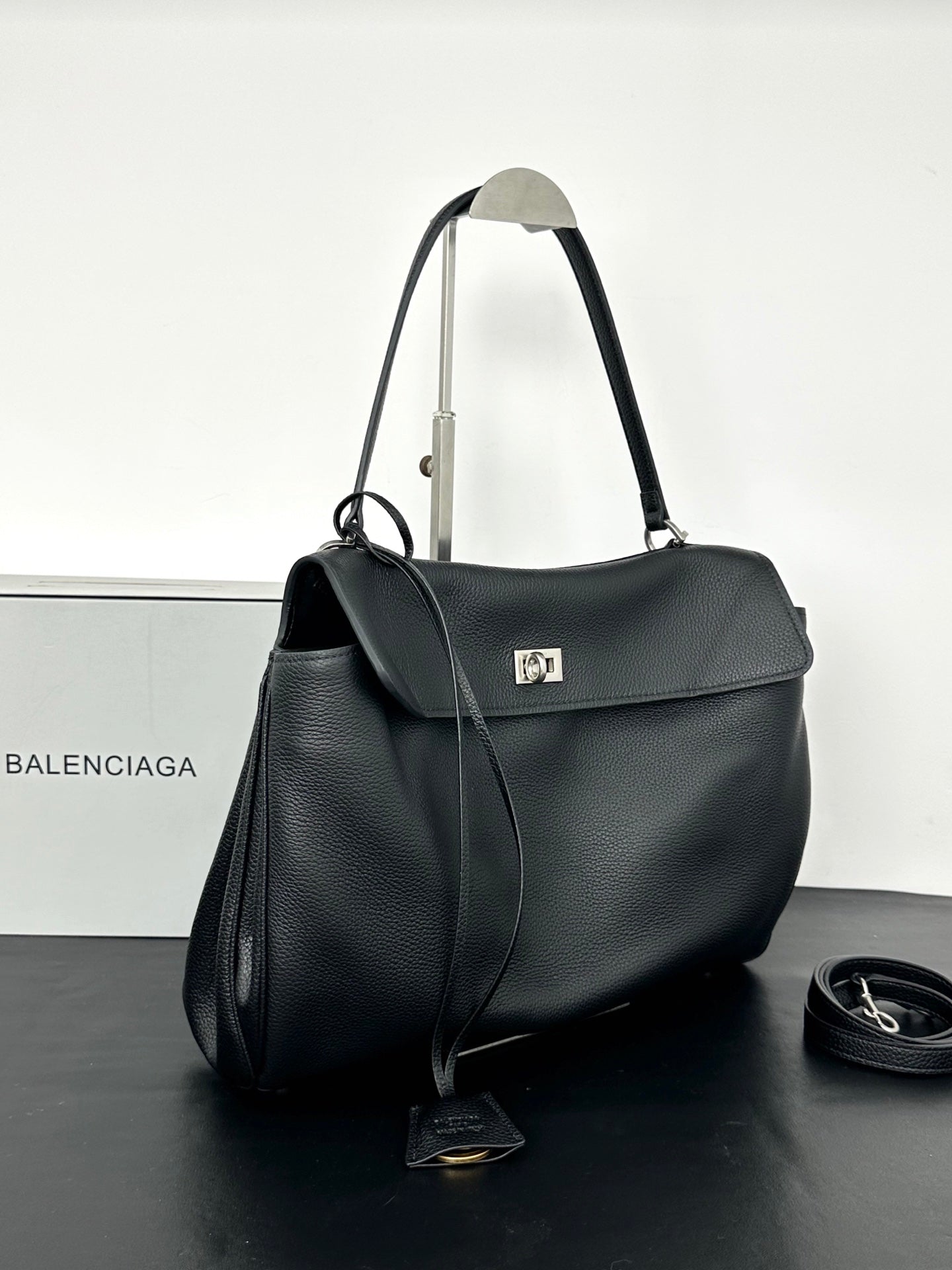 B1X15J4 Popular  leather bag