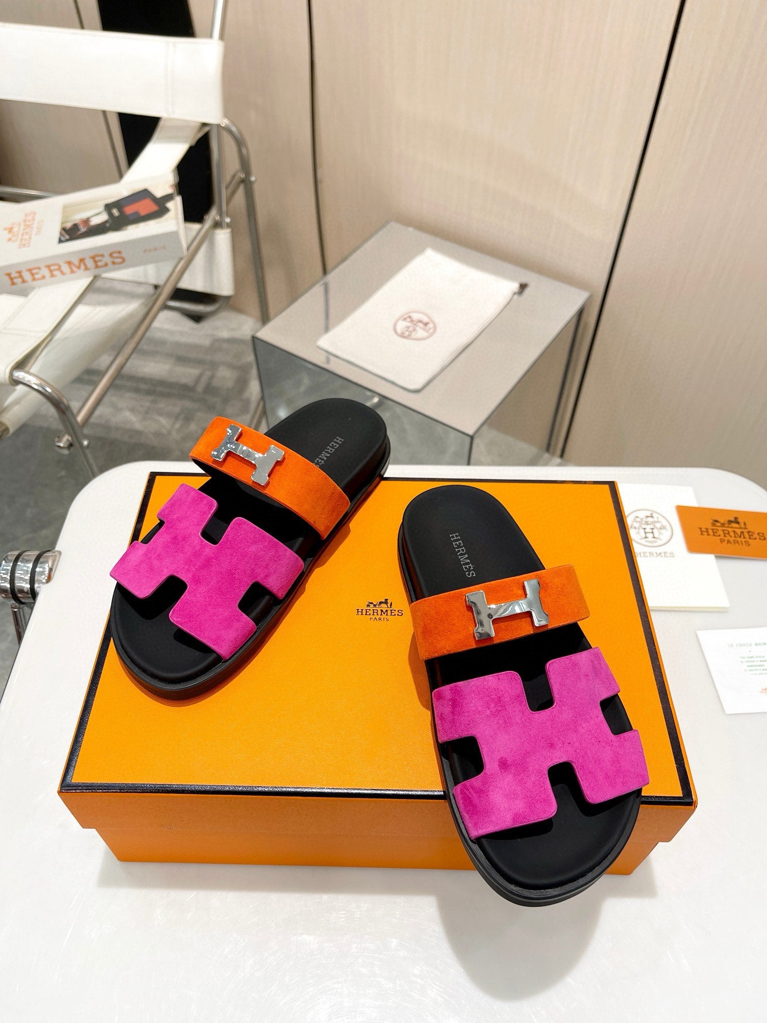 Z5R35H7  Popular Slippers shoes