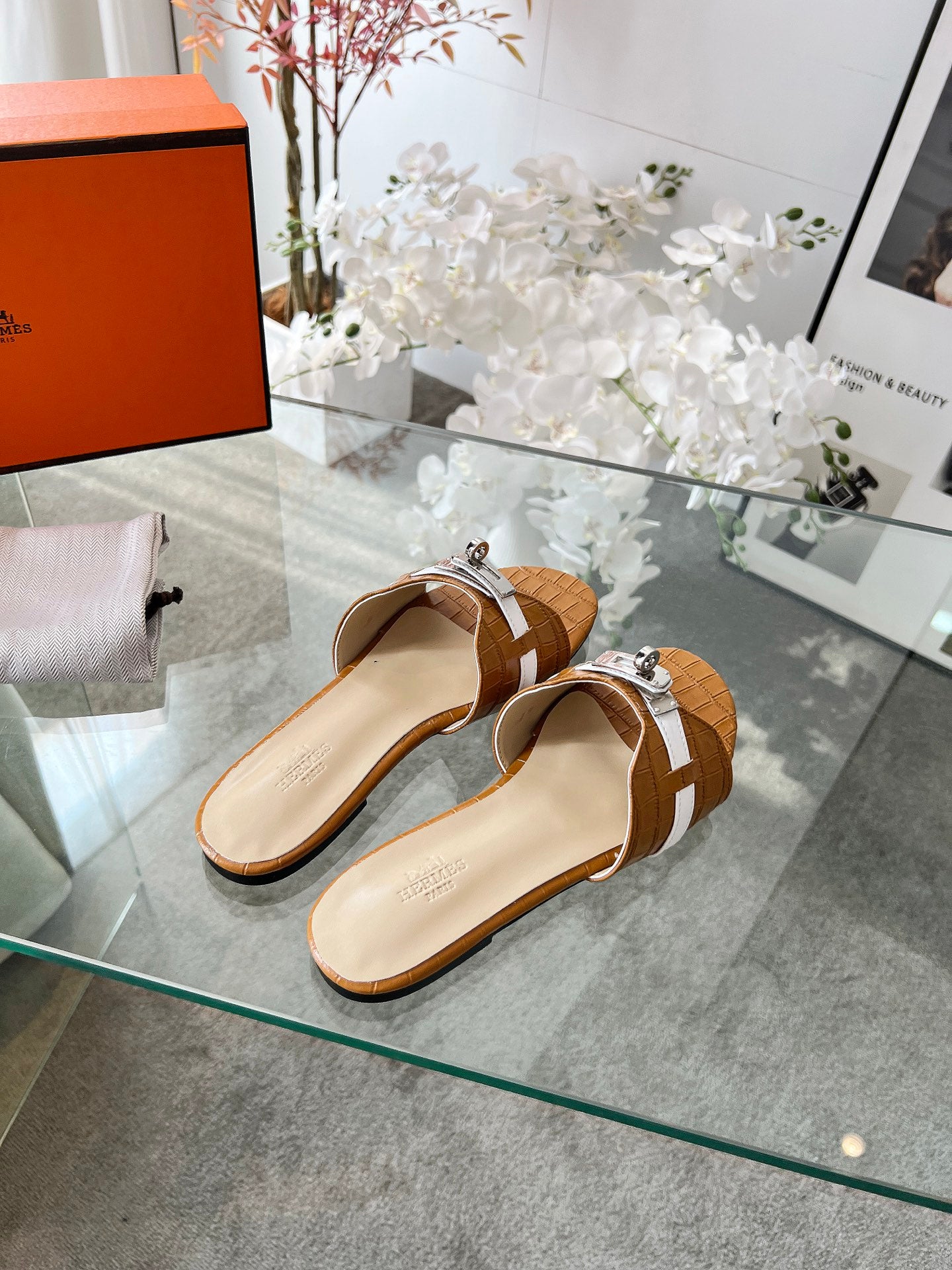 Z2Z85H10  Popular leather Shoes