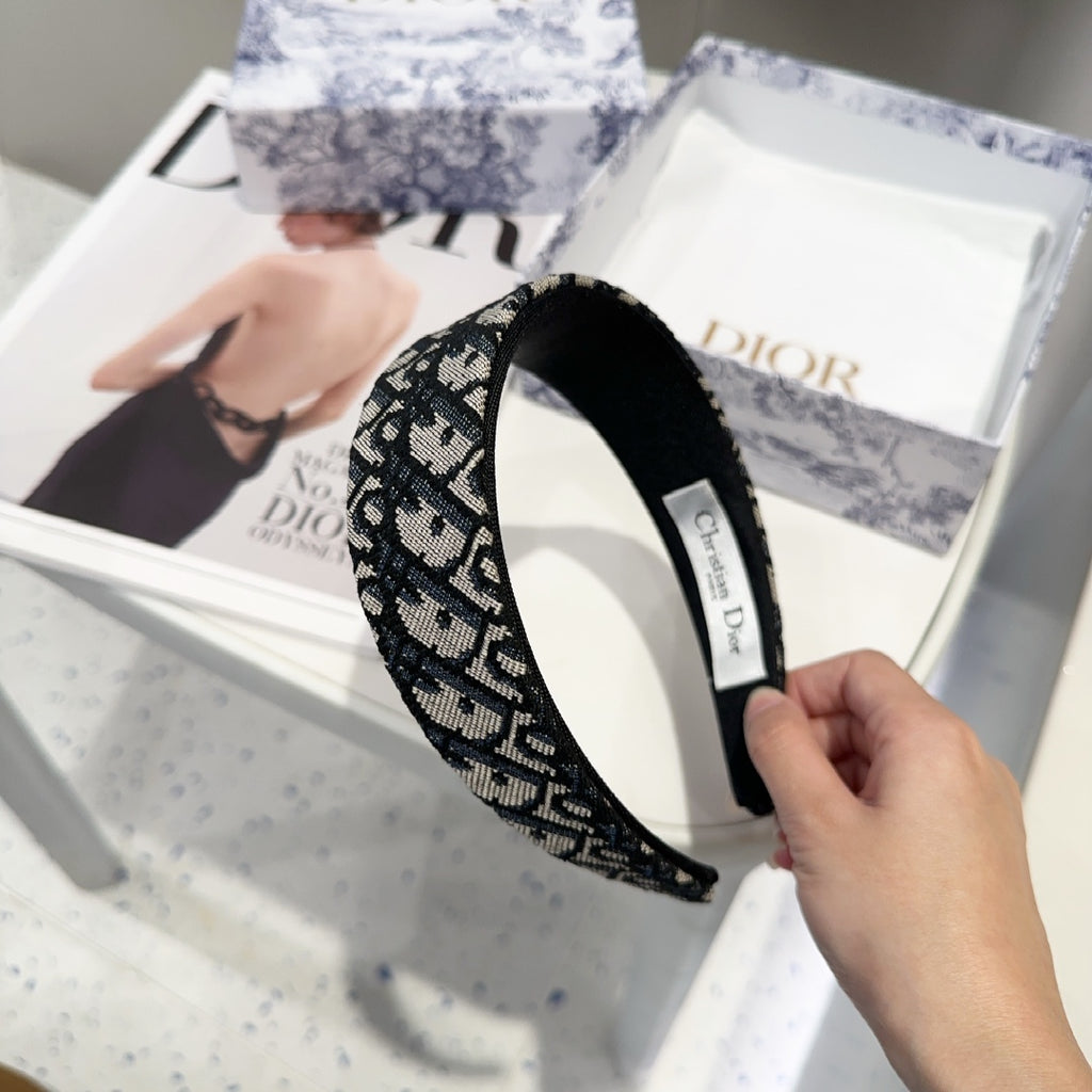 F1R65D71  Popular hair ornament