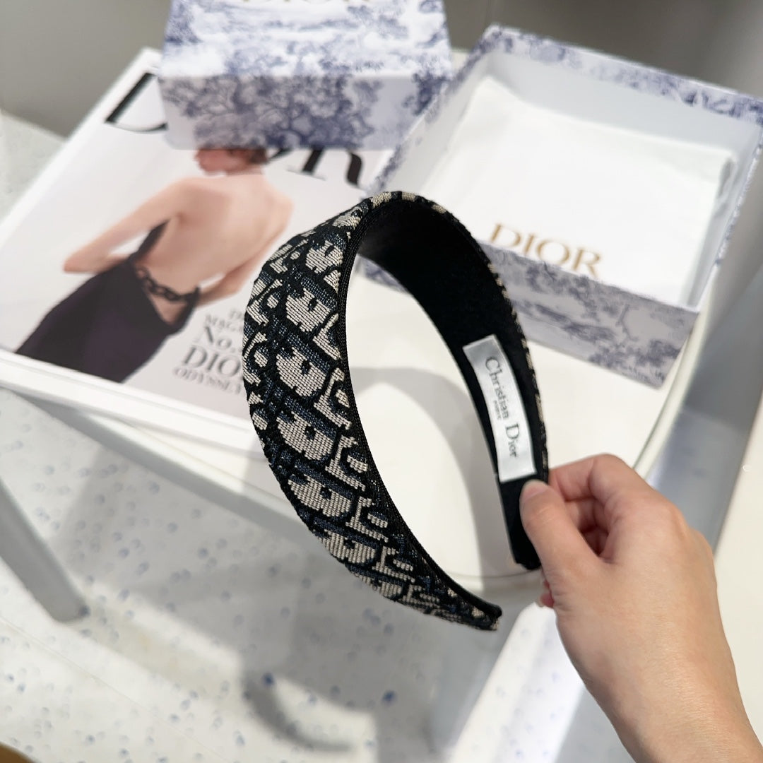 F1R65D71  Popular hair ornament