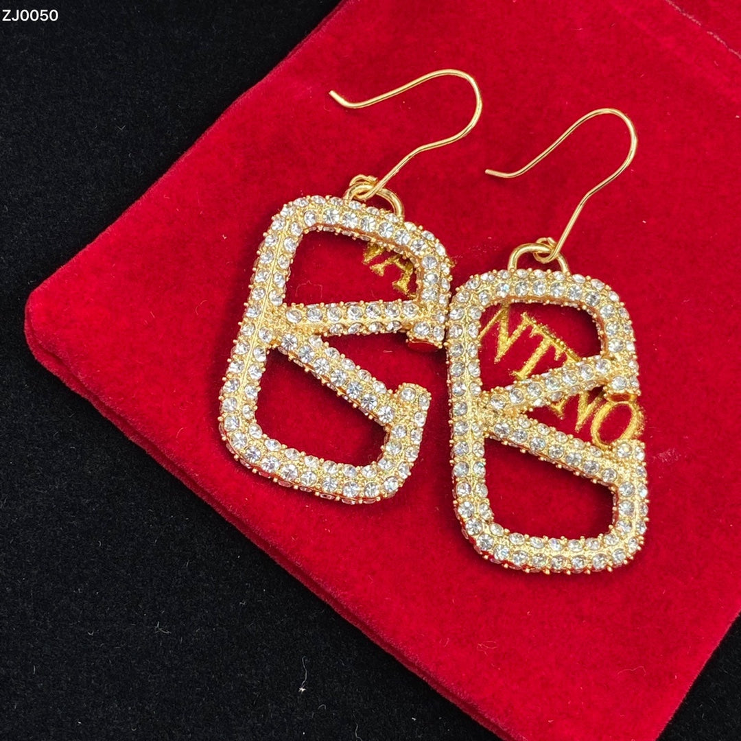X1X33VL439E Popular  Earrings