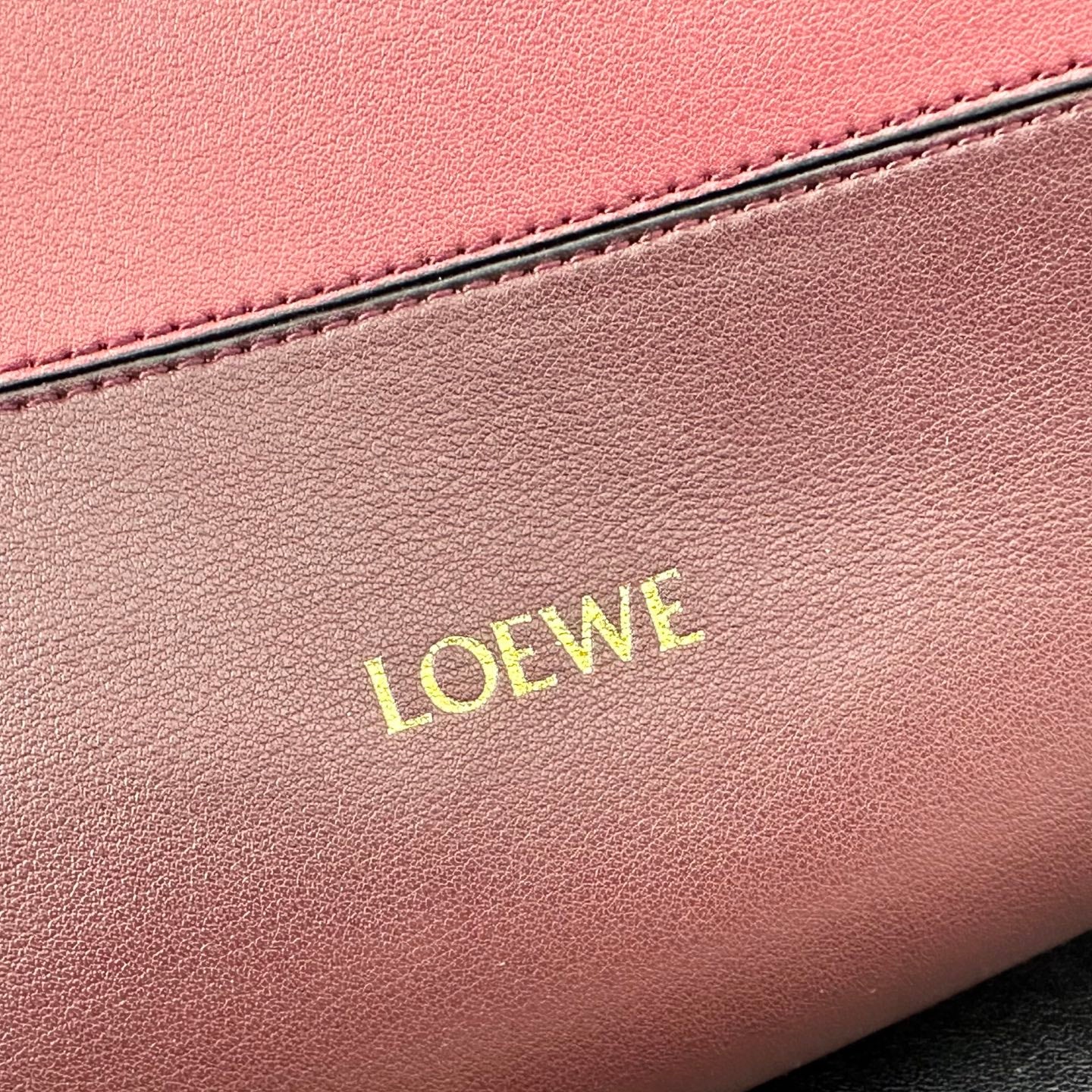 B1R46A13 Popular leather bag