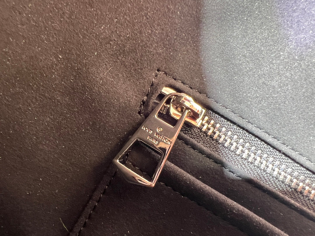 B1W35E95 Popular leather bag