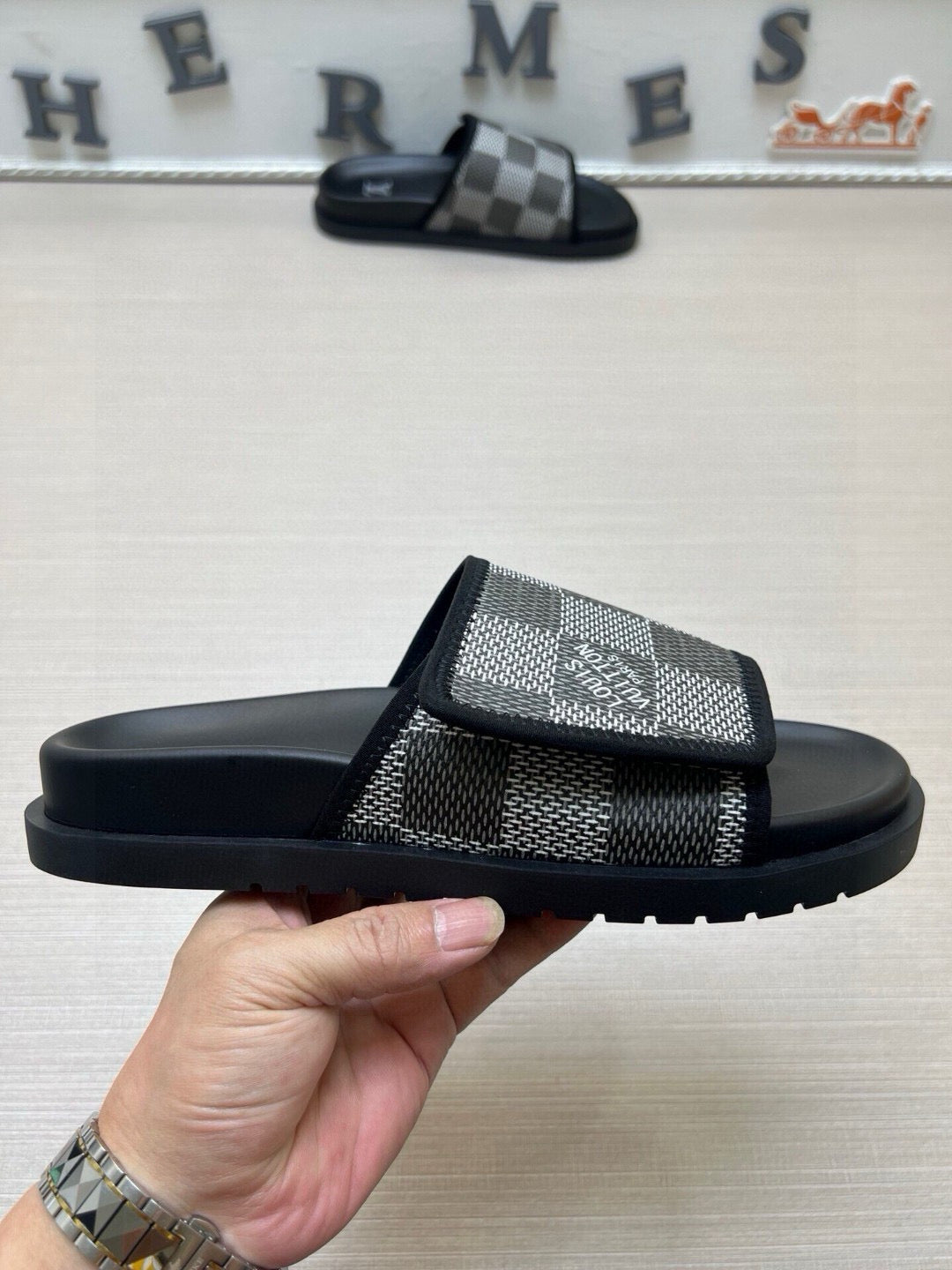 Z5QE3  Popular Slippers