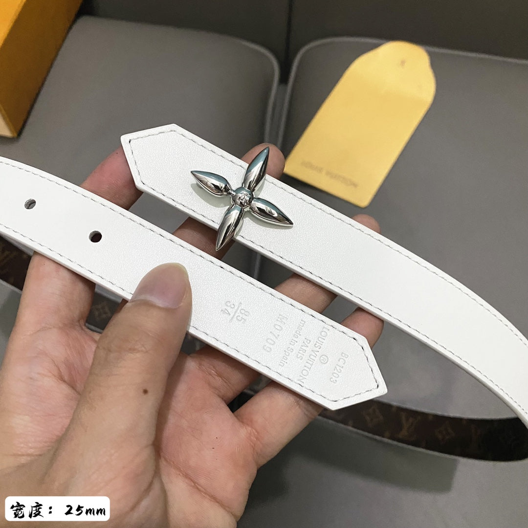 P1Q64E51 Popular  High quality belt With full package