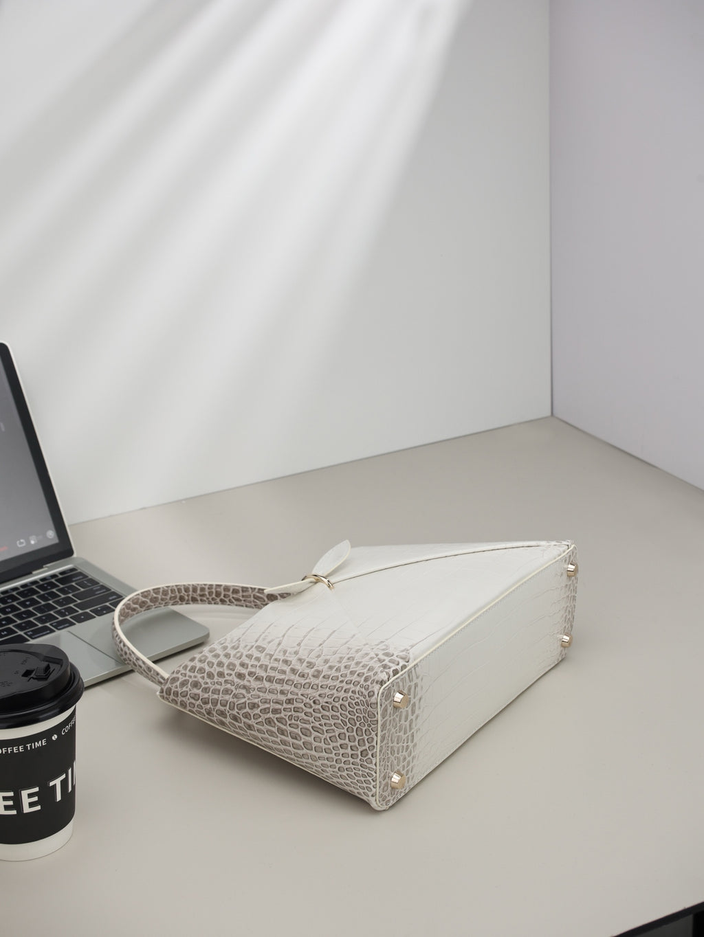 B1P36D90 Popular leather bag
