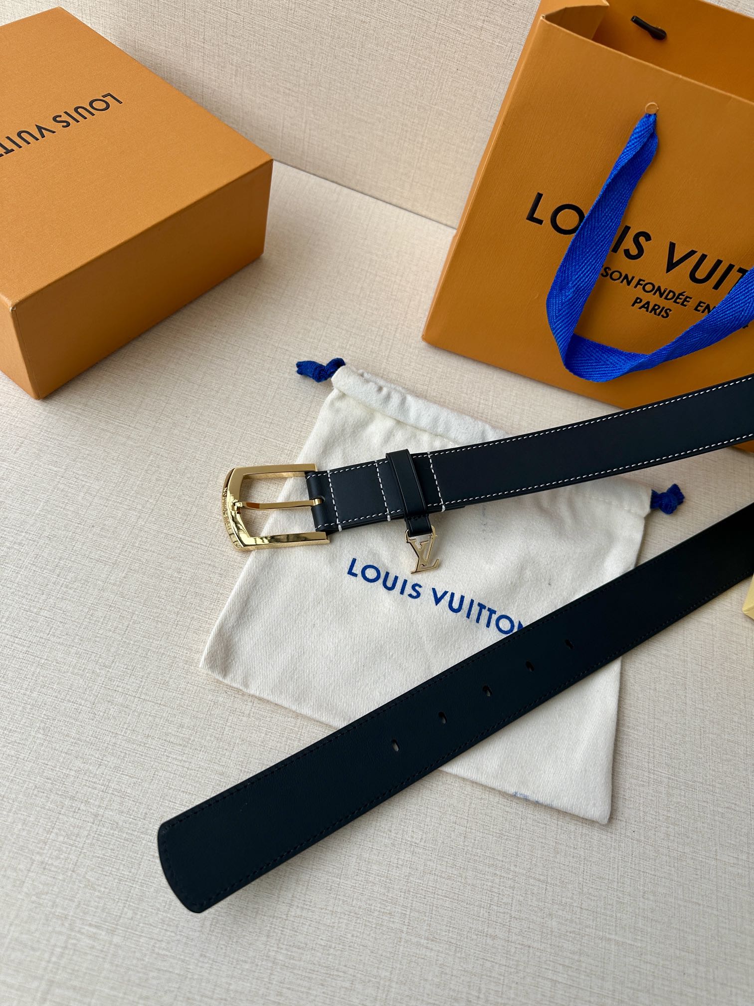 P1W15E161 Popular  High quality belt With full package