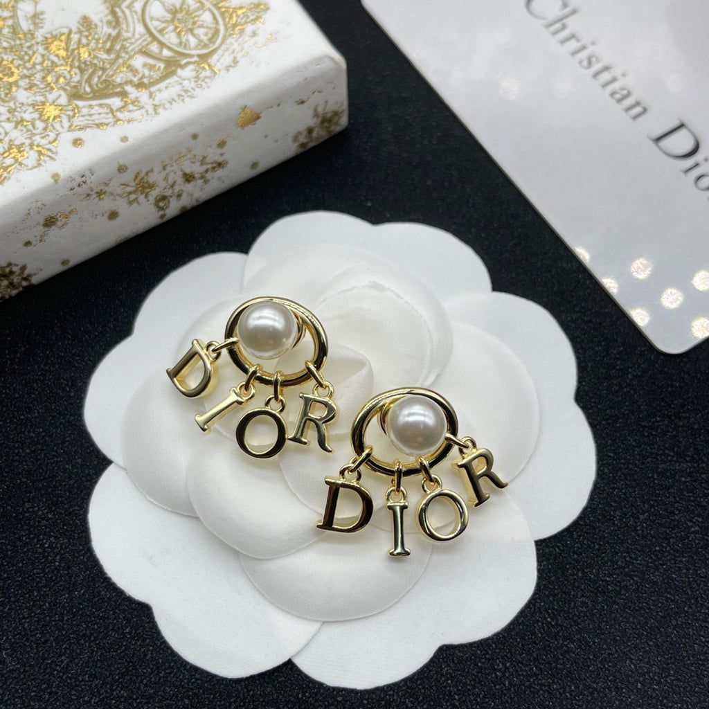 X1Z54D379E Popular Earrings