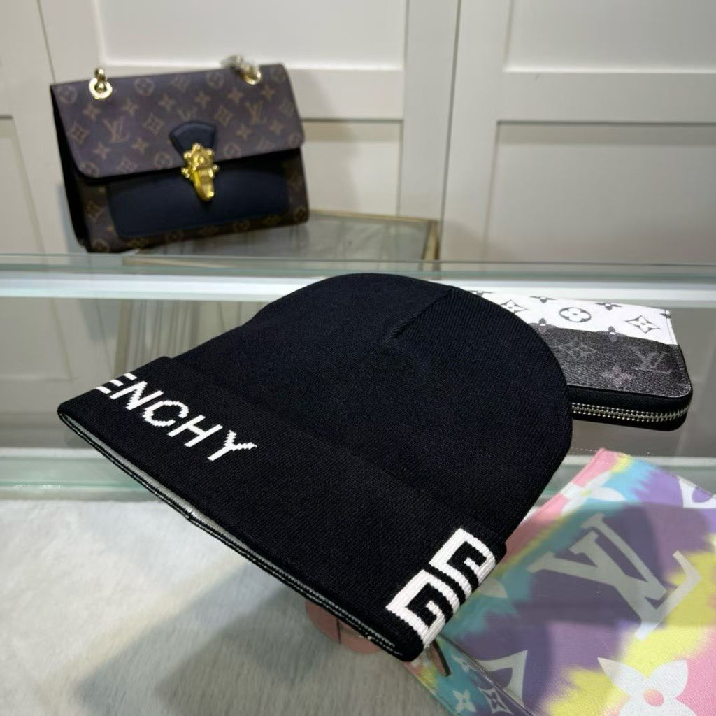M1R86GV30 Popular hats