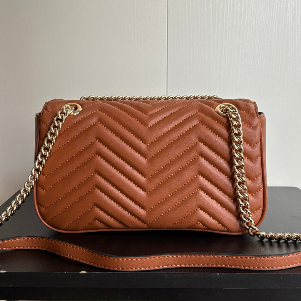 B1P36B69 Popular leather bag