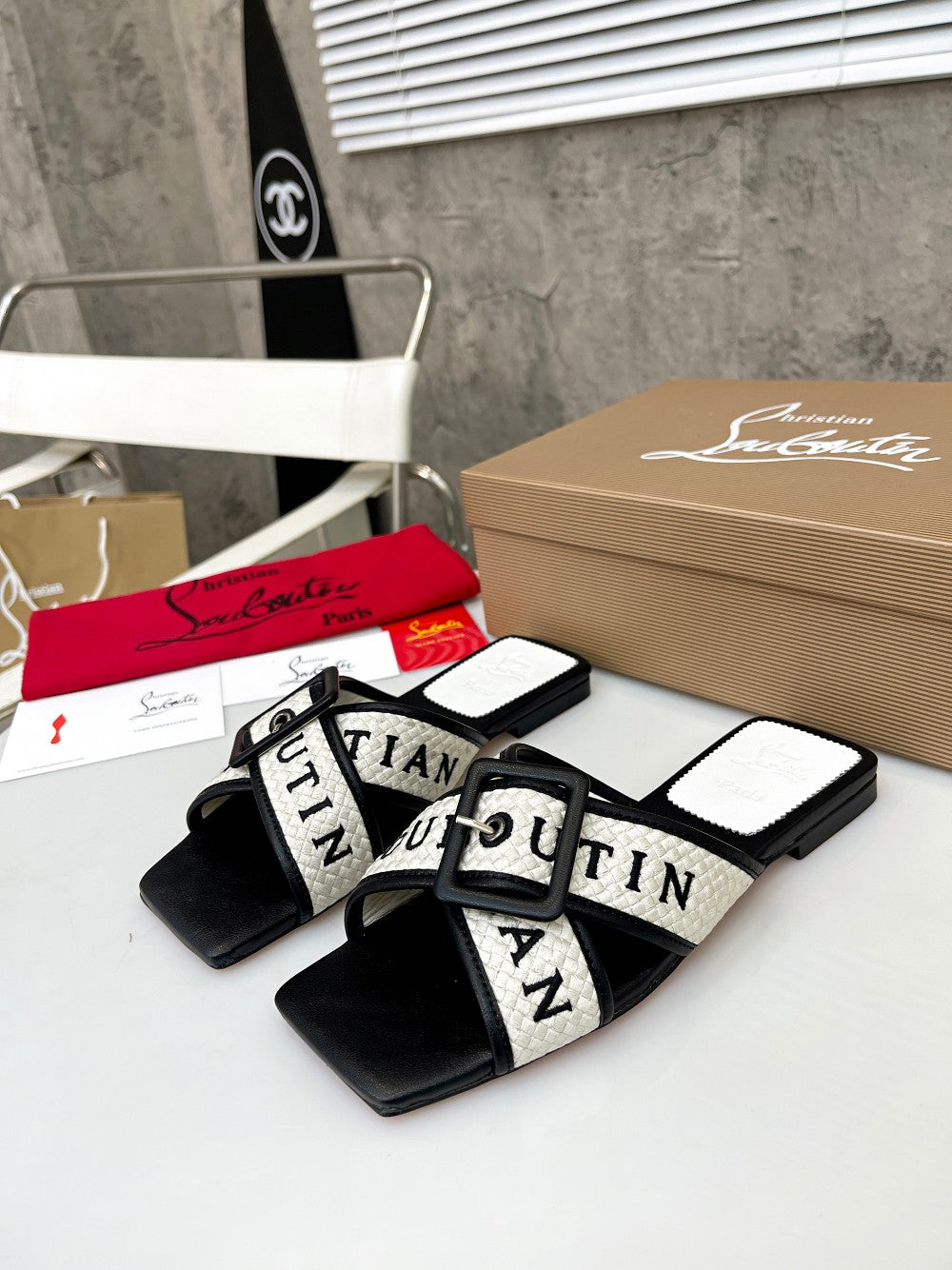 Z2ZA43 Popular leather Slippers
