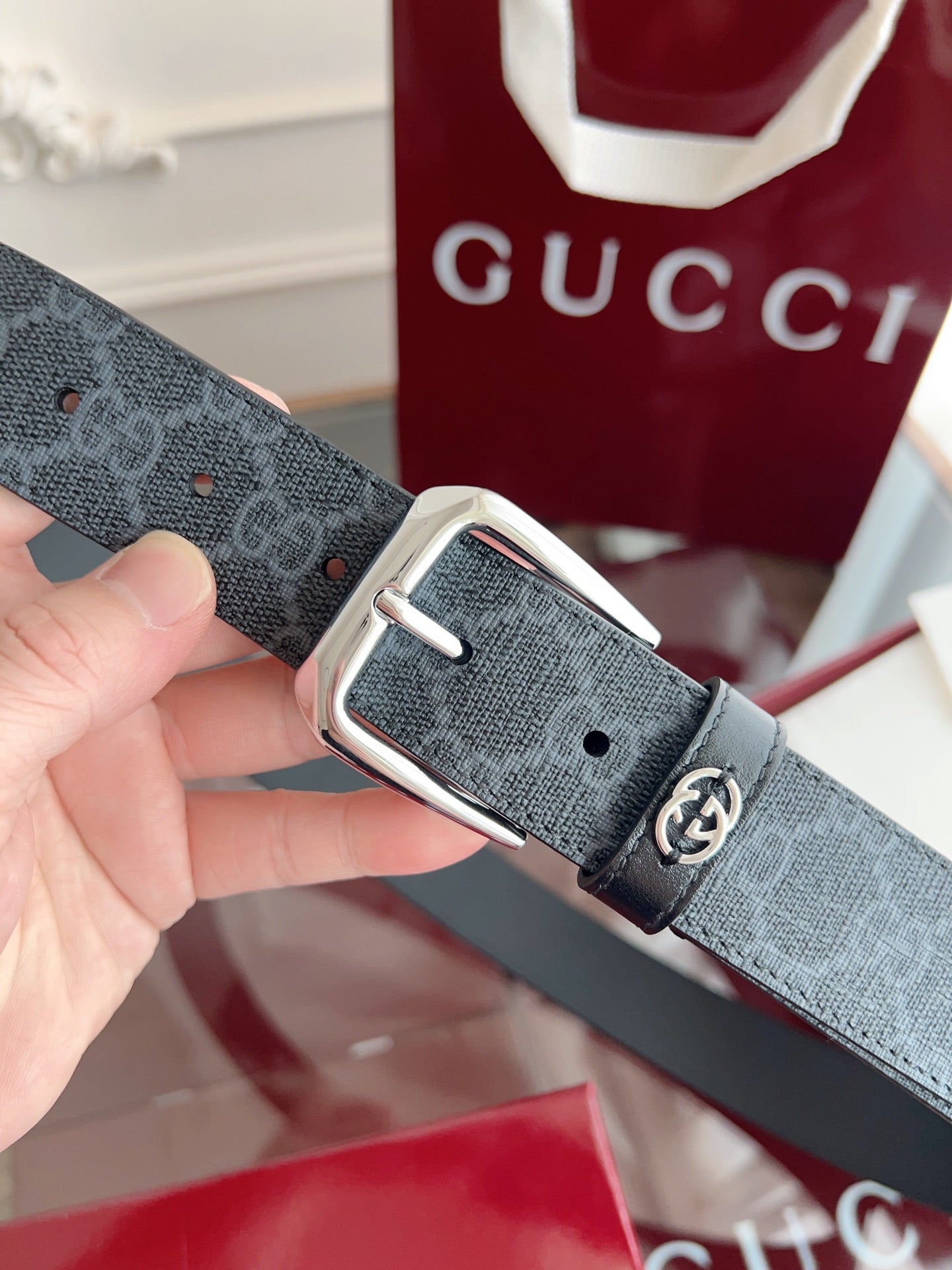 P1P36B33 Popular High quality belt With full package