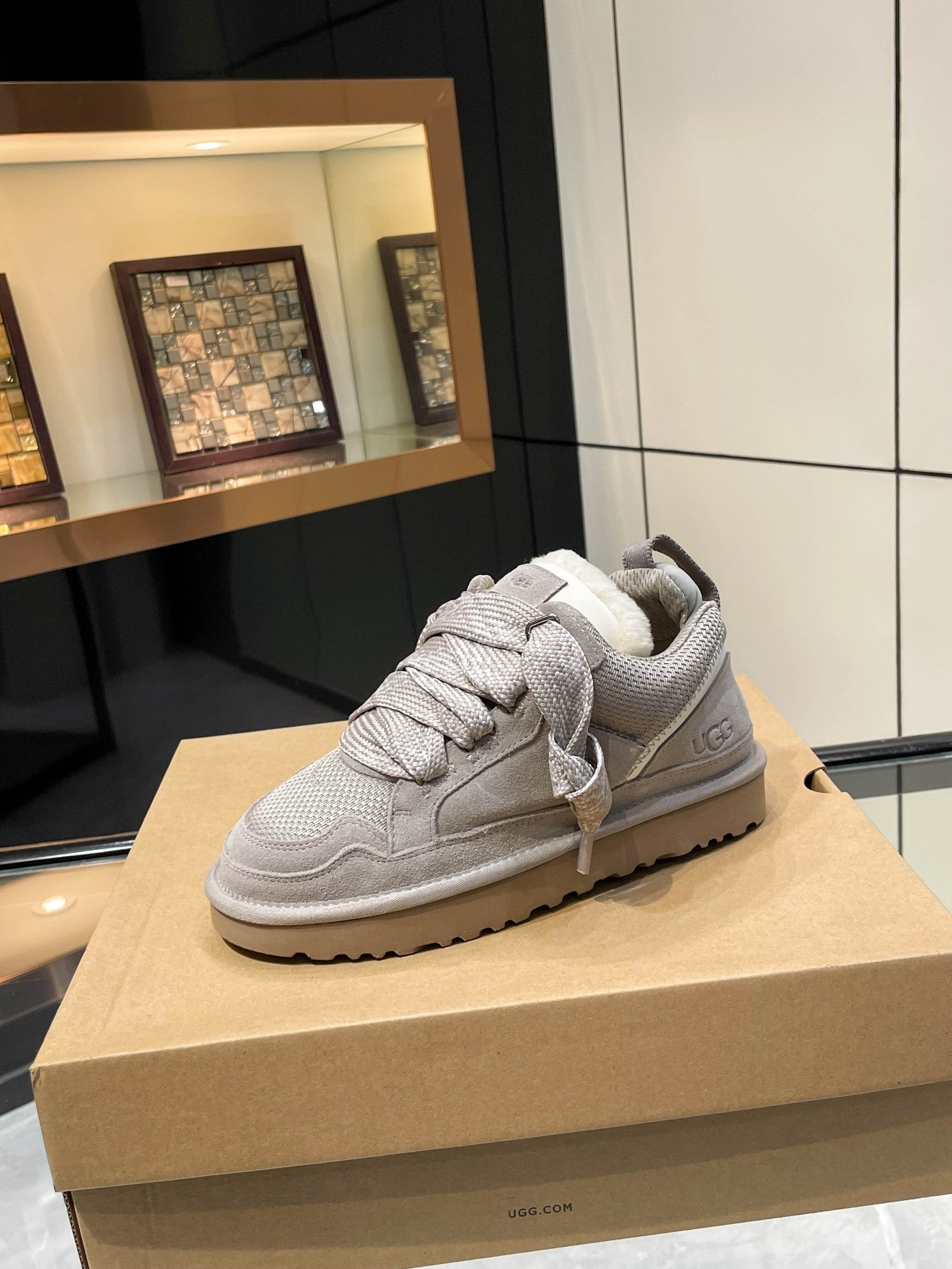 Z2Q105U262 Popular high-quality Shoes
