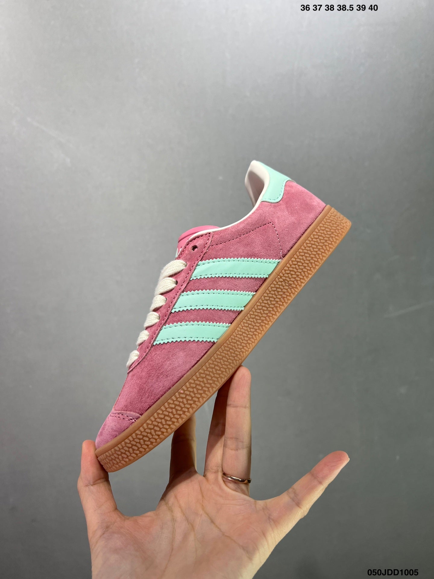 Z4Z35A22 Popular shoes (No box)