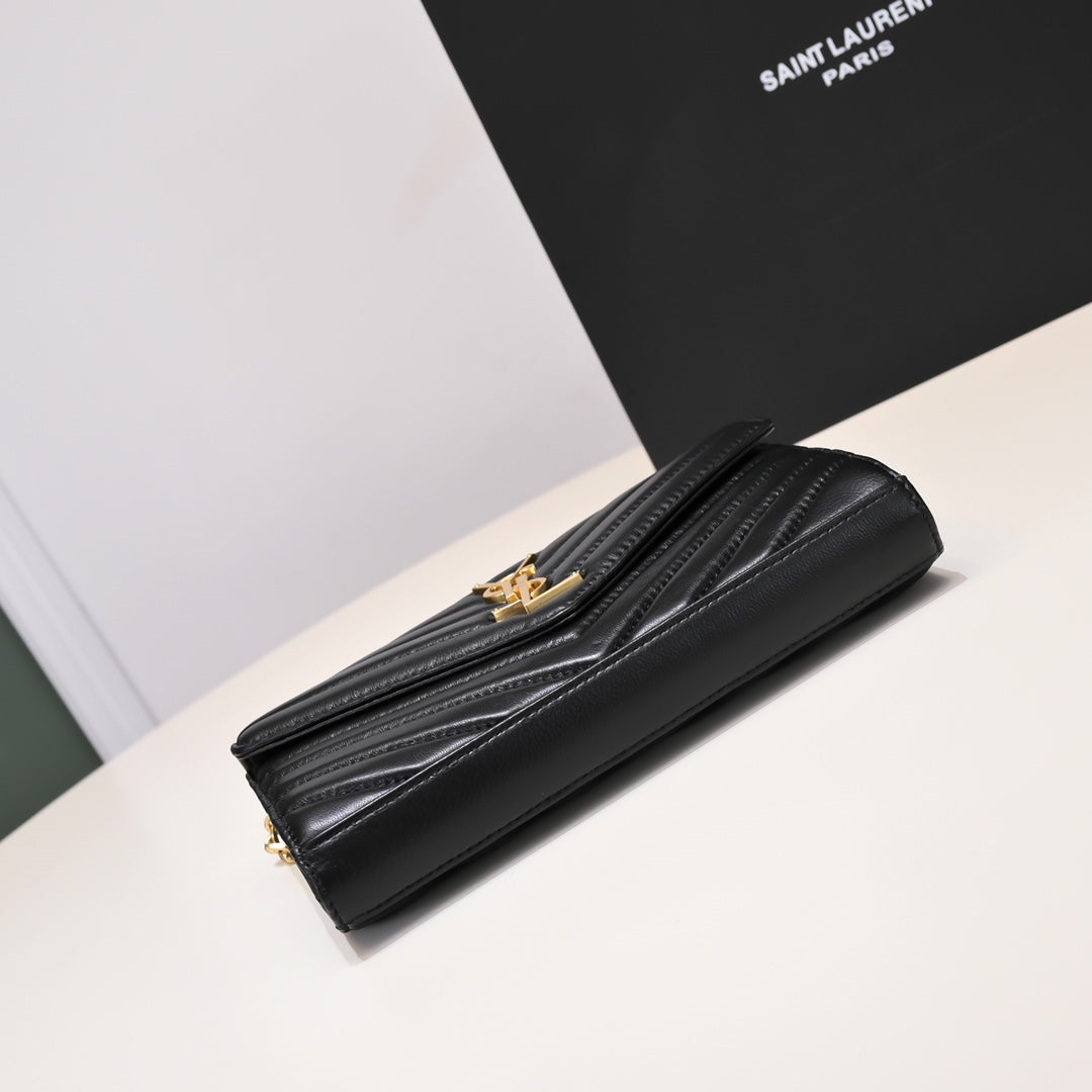 B1R56SL19 Popular leather bag