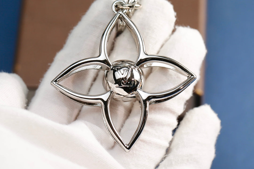 A1R76E24 Popular bag 's charms accessories