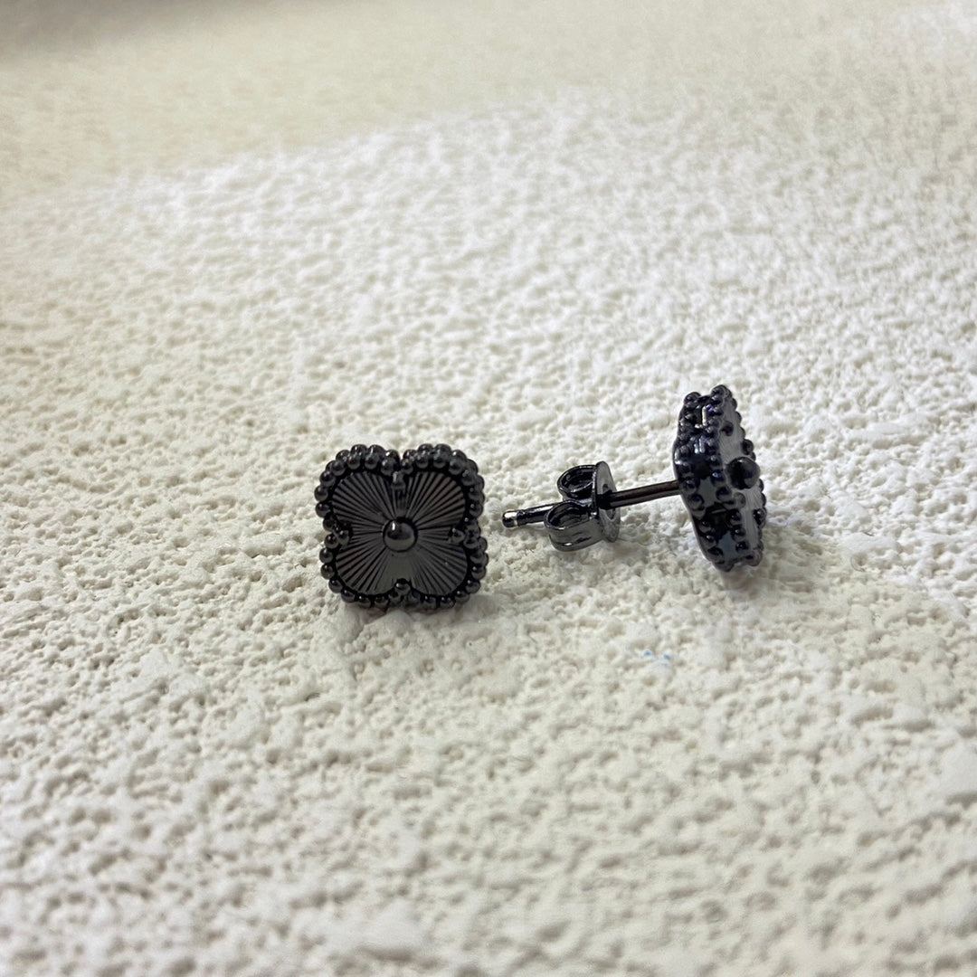 X5X94VA185K  Popular rings,earrings, bracelets,necklaces
