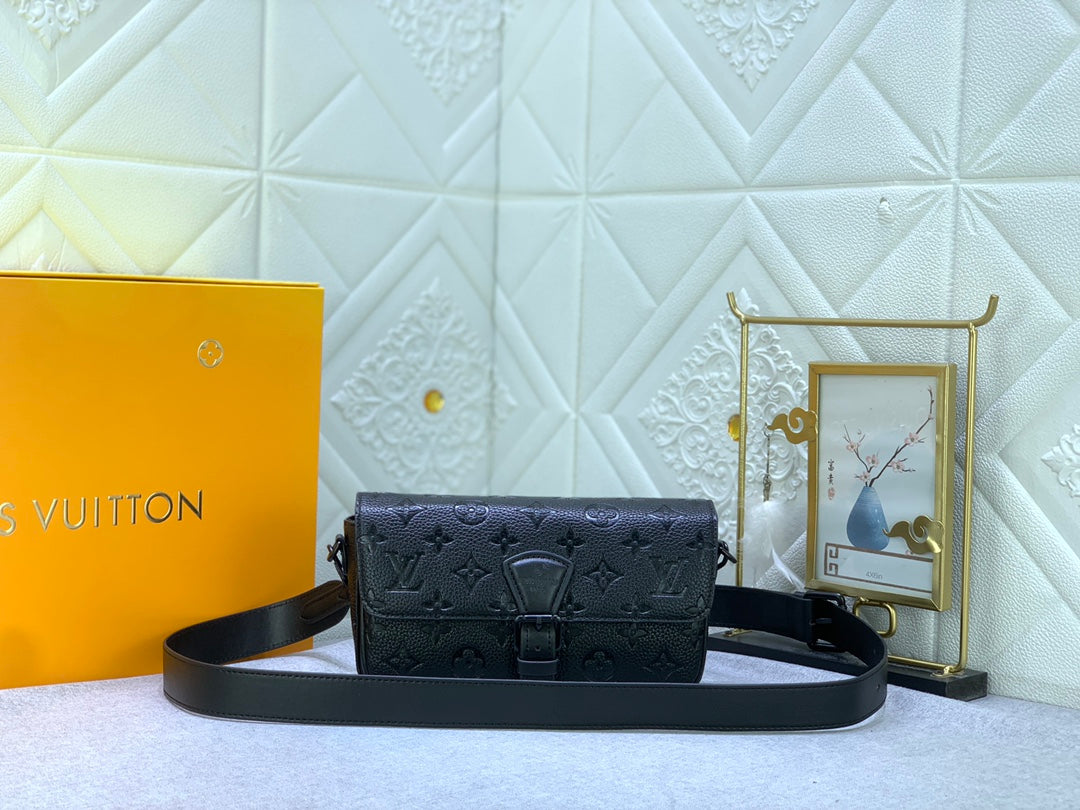 B12X64E465 Popular   leather bag