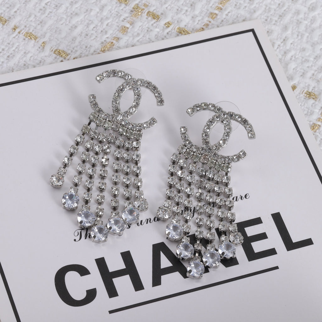 X1Z84C505E Popular Earrings